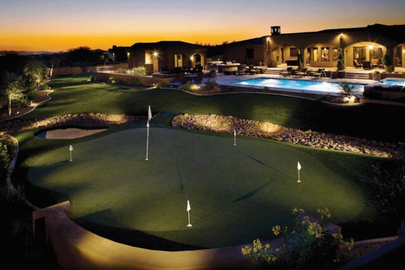 Oakley backyard putting green